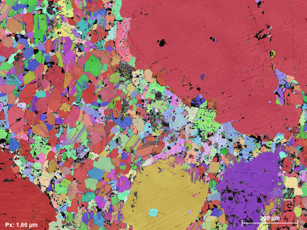 Atomic contrast image acquired with ARGUSTM imaging detector on the measured area. The presence of at least 5 different phases can be inferred from the different grey levels.