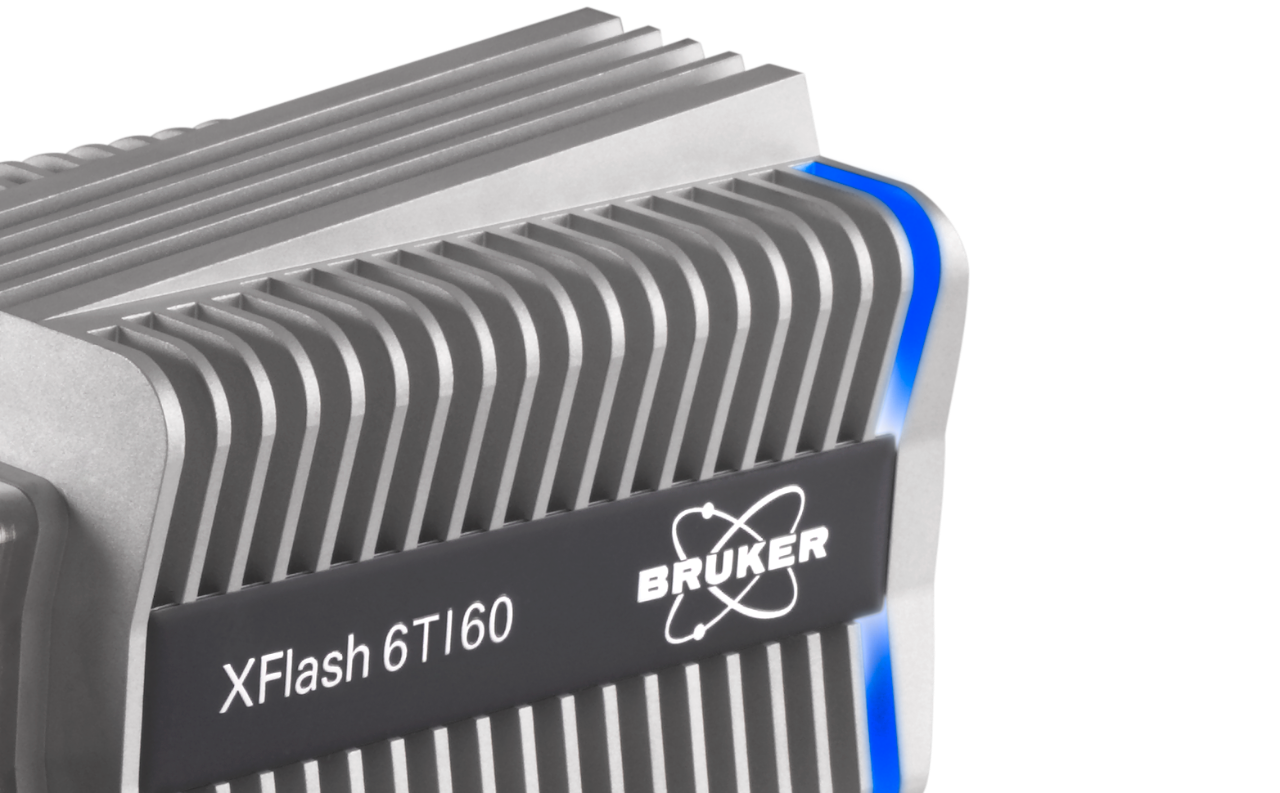 The XFlash 6T-60 detector endcap and shutter
