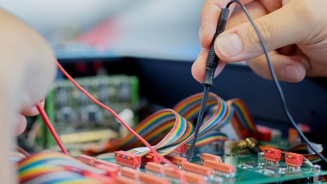 Electronic Components in a Light-Sheet Microscope