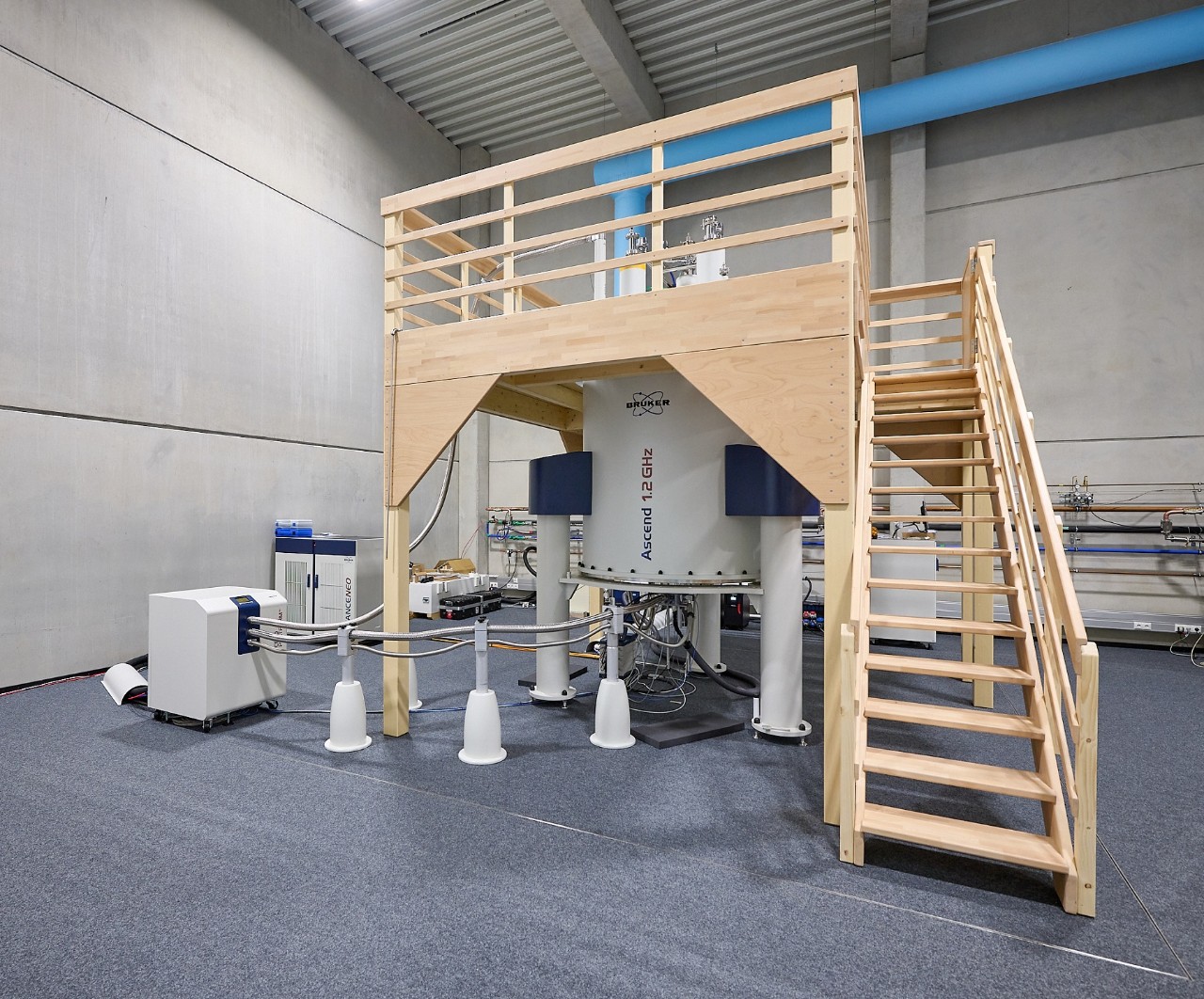 1.2 GHz Avance™ NMR at the Bavarian NMR Center (BNMRZ)