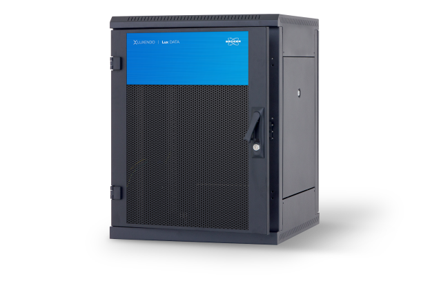 Lux DATA - Front View