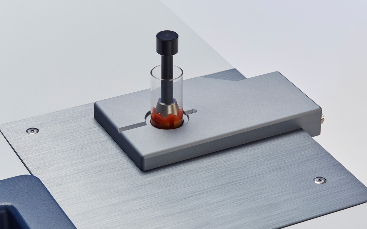 Analysis of condiments with FT-NIR spectroscopy 