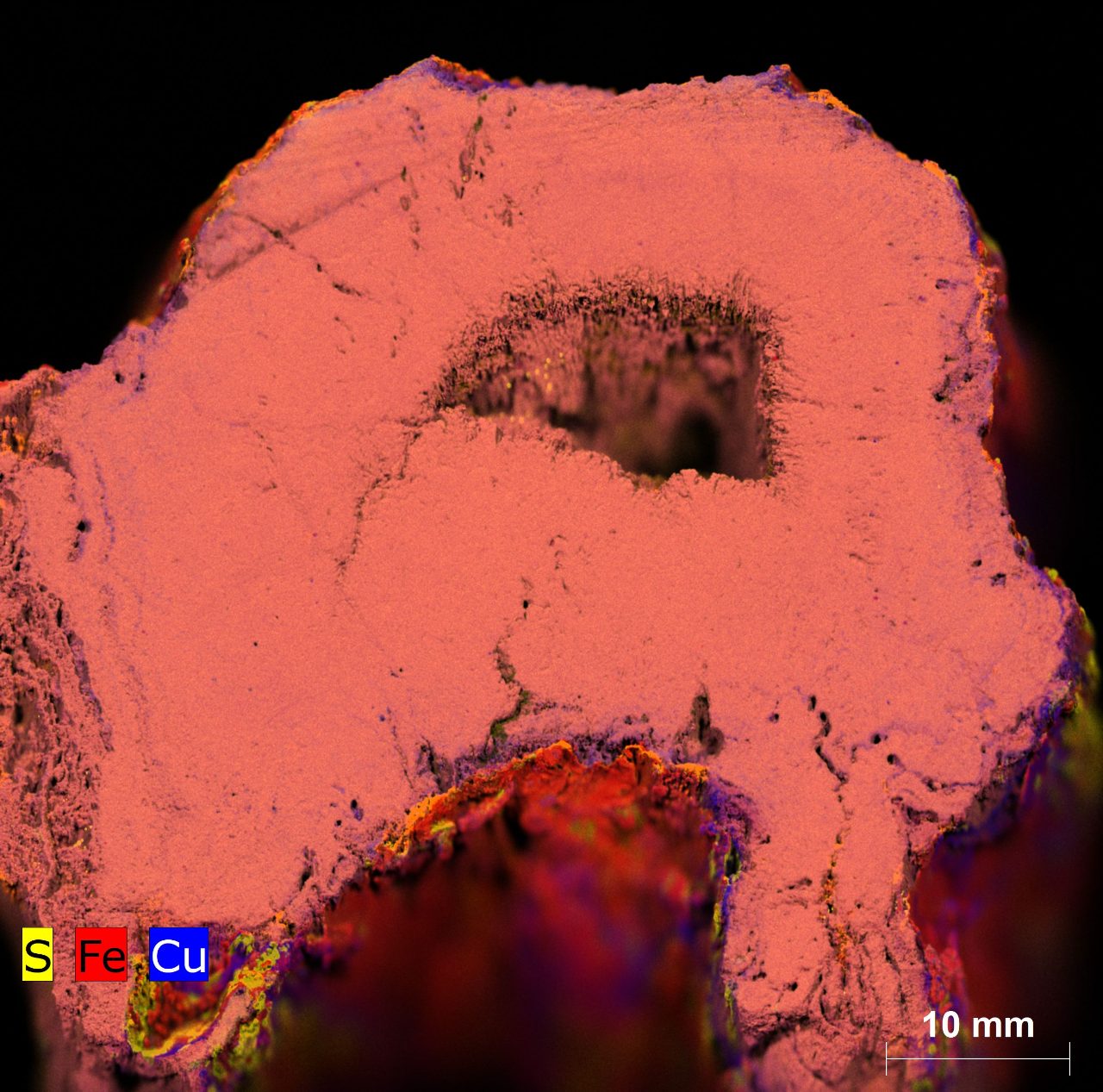 elemental map through a deep-sea hydrothermal vent