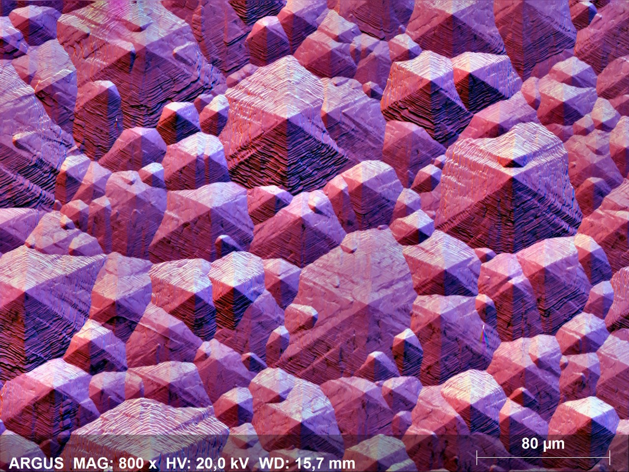 ARGUS FSE image of an AlGaN single crystalline layer 