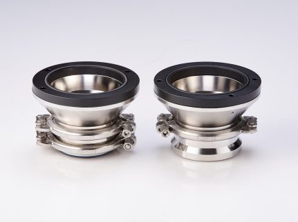 two different triclamp flanges