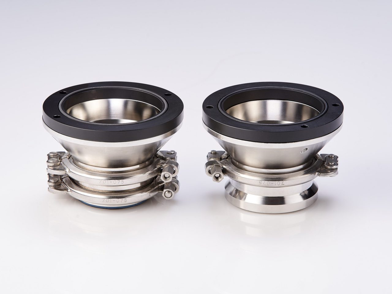 two different triclamp flanges