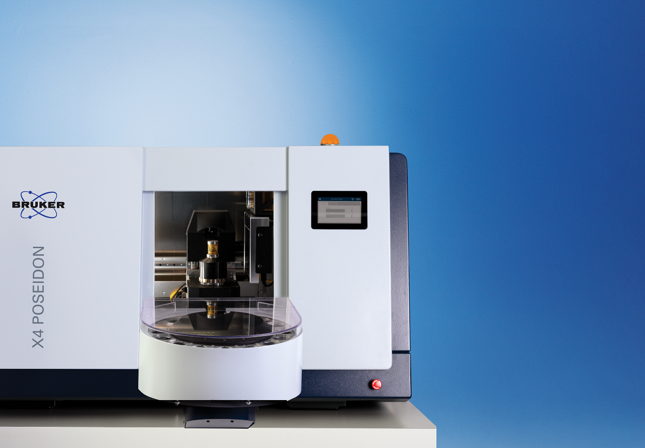 Image showing the X4 POSEIDON tabletop micro-CT machine equipped with extension for 4D-CT materials testing. The extension sits on the front of the machine. 