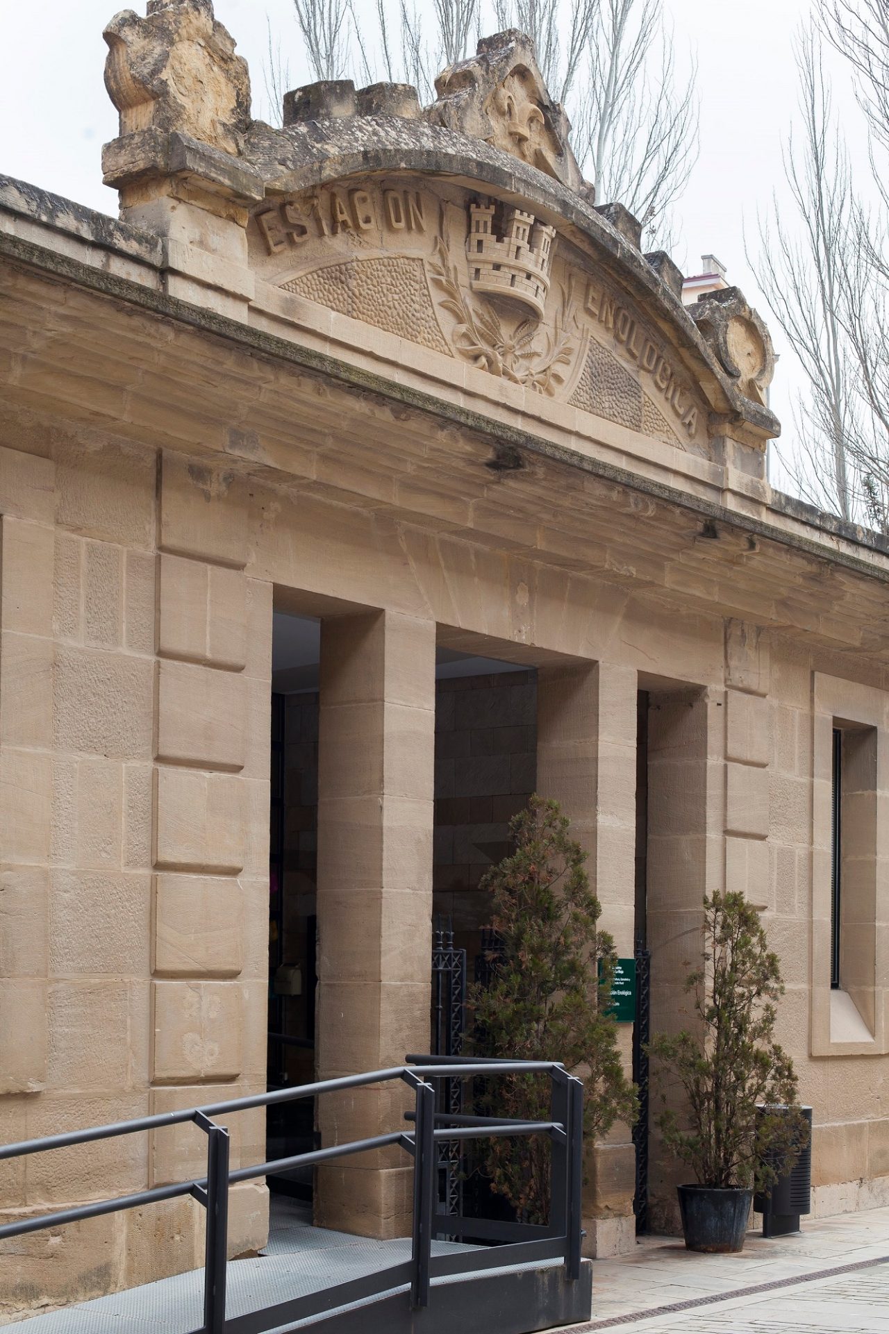 Leading Spanish Wine Testing Laboratory Announces New NMR