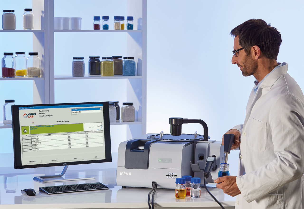 Analyseur polyvalent MPA II | Bruker