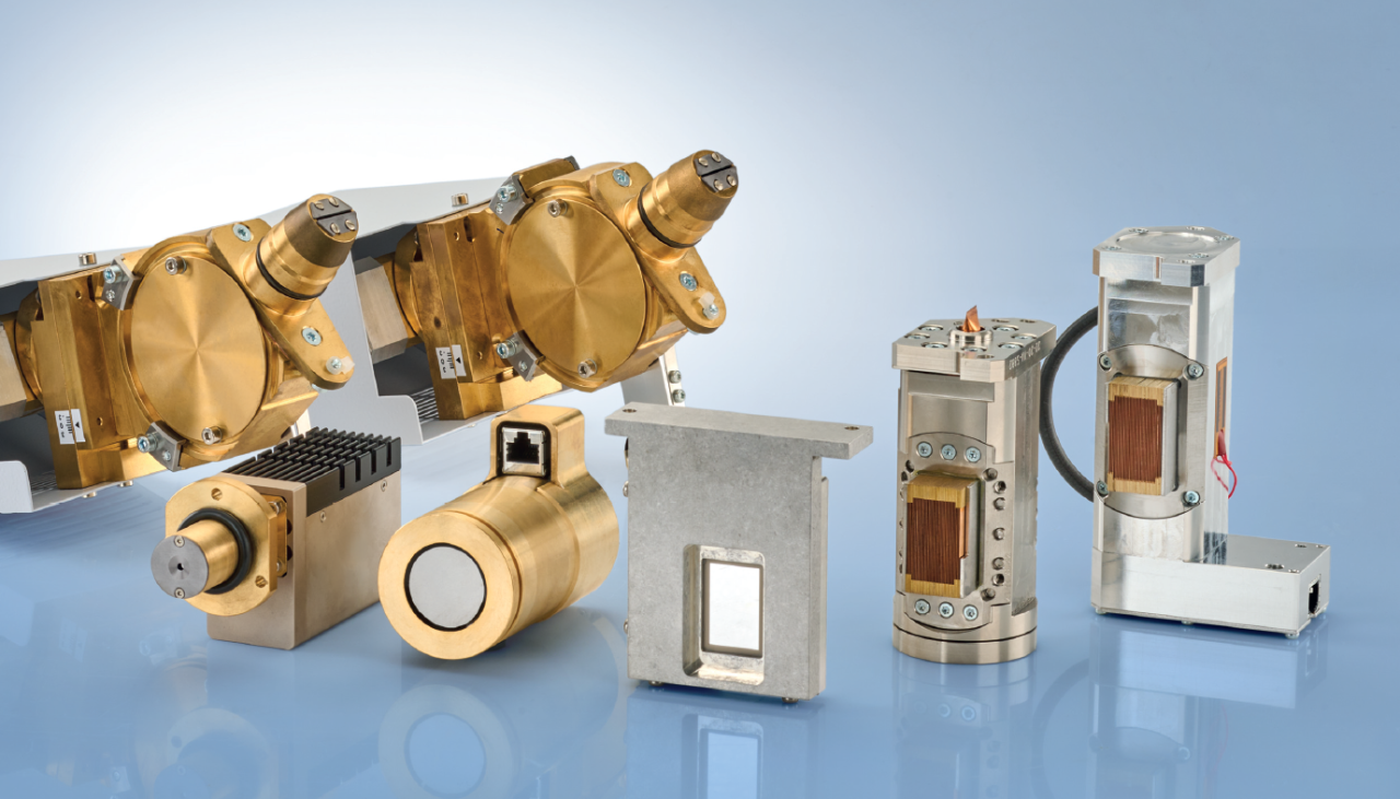 Image showing the range of detectors availabe for the S8 TIGER Series 3 including flow counters, scintillation counters and auxillary single- and multi-element channel detectors