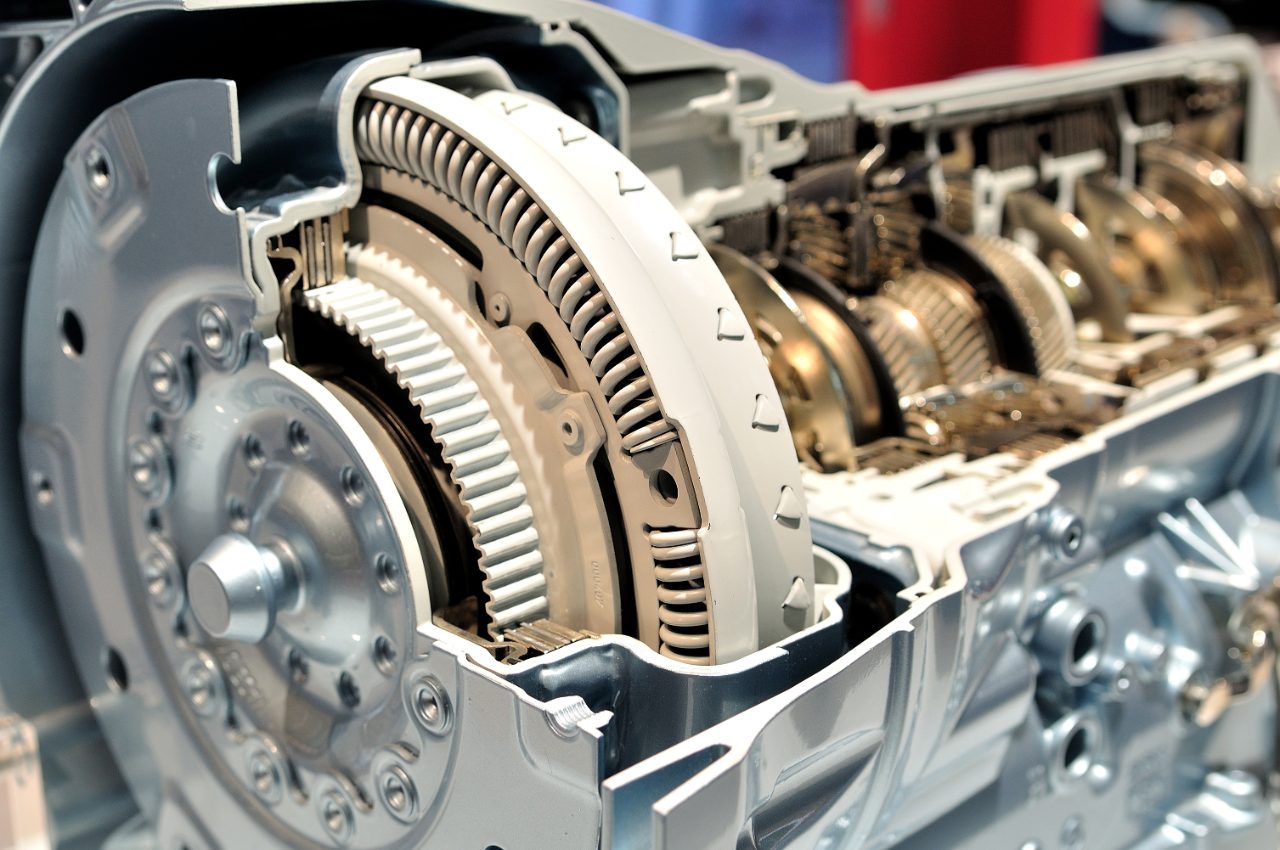 Electroless nickel plating is widely used in the automotive industry