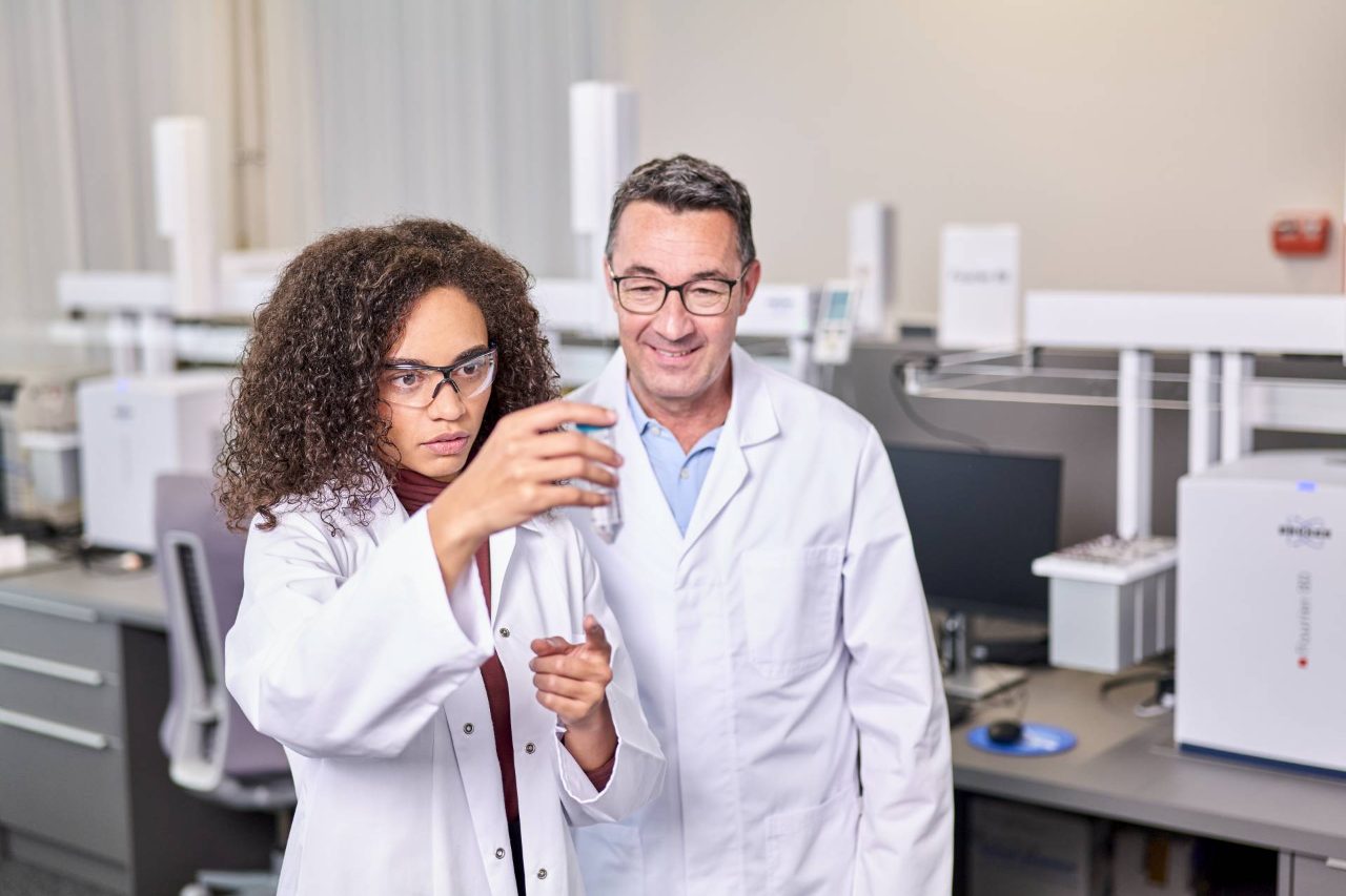 Fourier 80 in Education: Easy to use for students and instructors