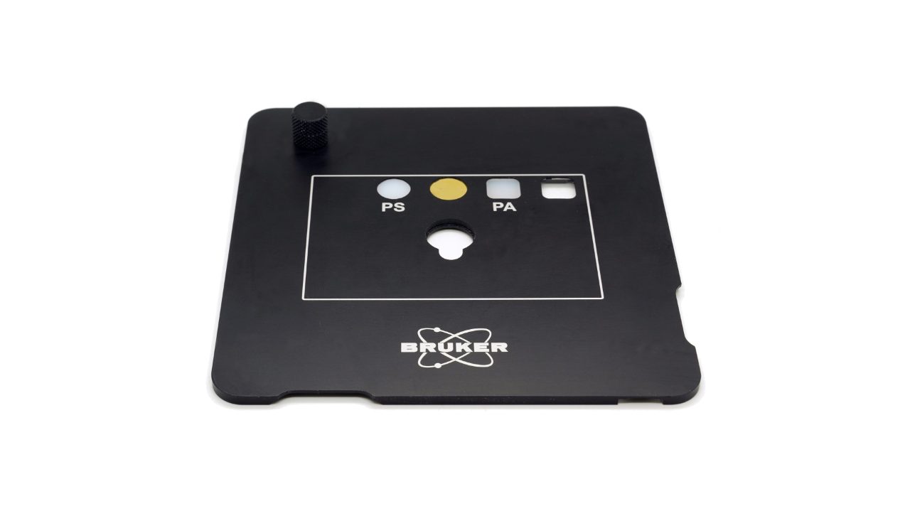 A placa validatin é o acessório padrão de Bruker para o microscópio HYPERION II IR